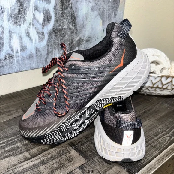 Hoka One One Speedgoat 4 trail running shoes Mens SZ 8 - Picture 7 of 14